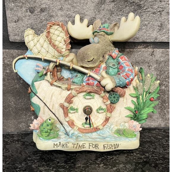 Enesco Moose Creek Crossing “Make Time for Fishin’” Hanging Wall Clock - Picture 1 of 3
